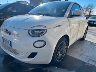 Fiat 500 500e Berlina 42 kWh Icon