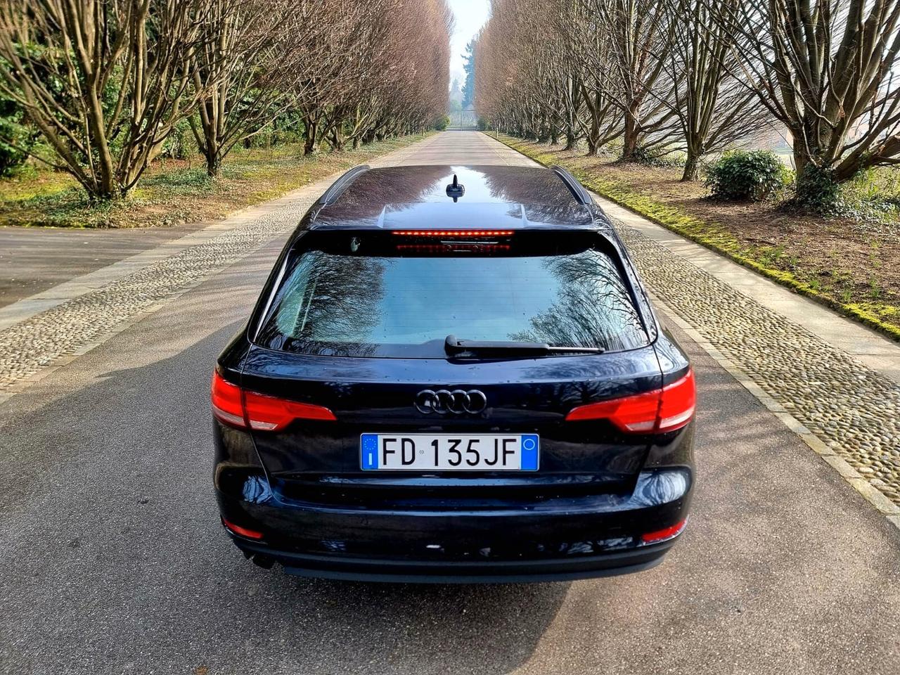Audi A4 Avant 2.0 TDI 150 CV clean diesel quattro