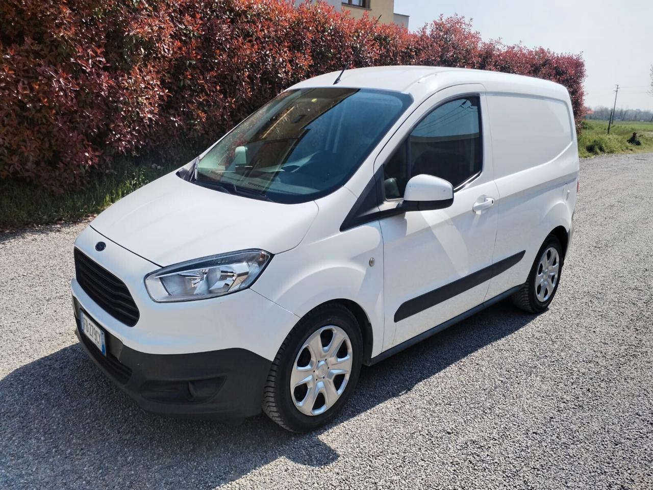 Ford Courier 1.5 TDCi 75CV Van Trend