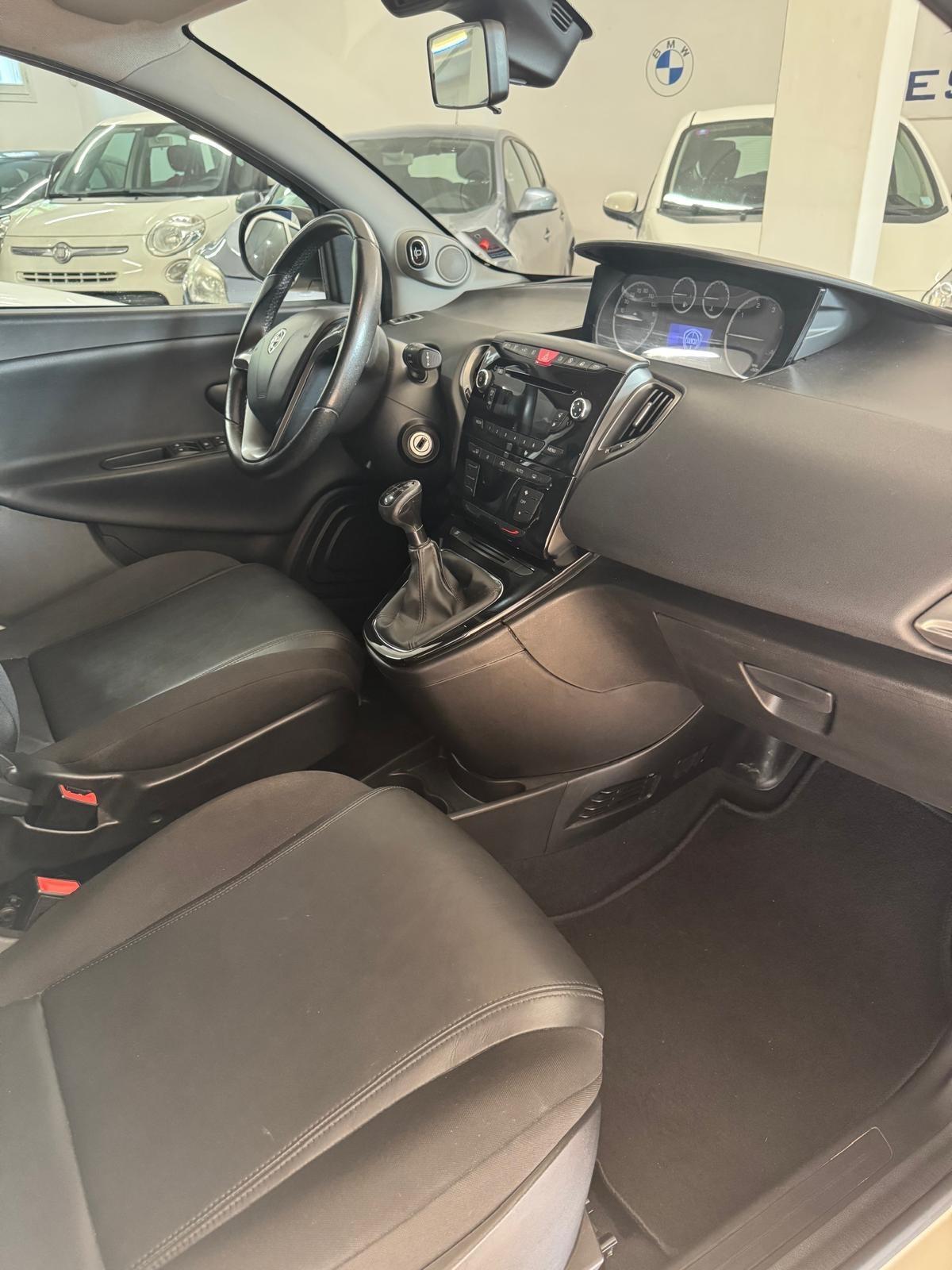 Lancia Ypsilon 1.3 MJT 16V 95 CV 5 porte S&S Platinum
