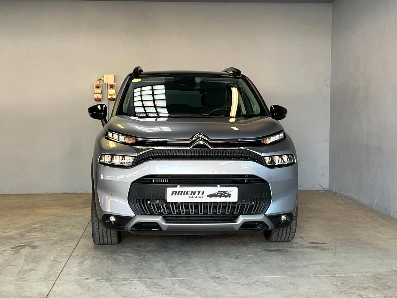 Citroen C3 Aircross 1.2cc SHINE 130cv CAMBIO AUTOMATICO-FULL OPTIONAL