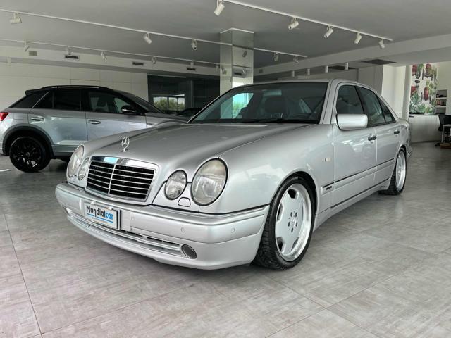 MERCEDES-BENZ E 55 E55 AMG 5.5 v8 Tetto navi Pdc iscritta asi