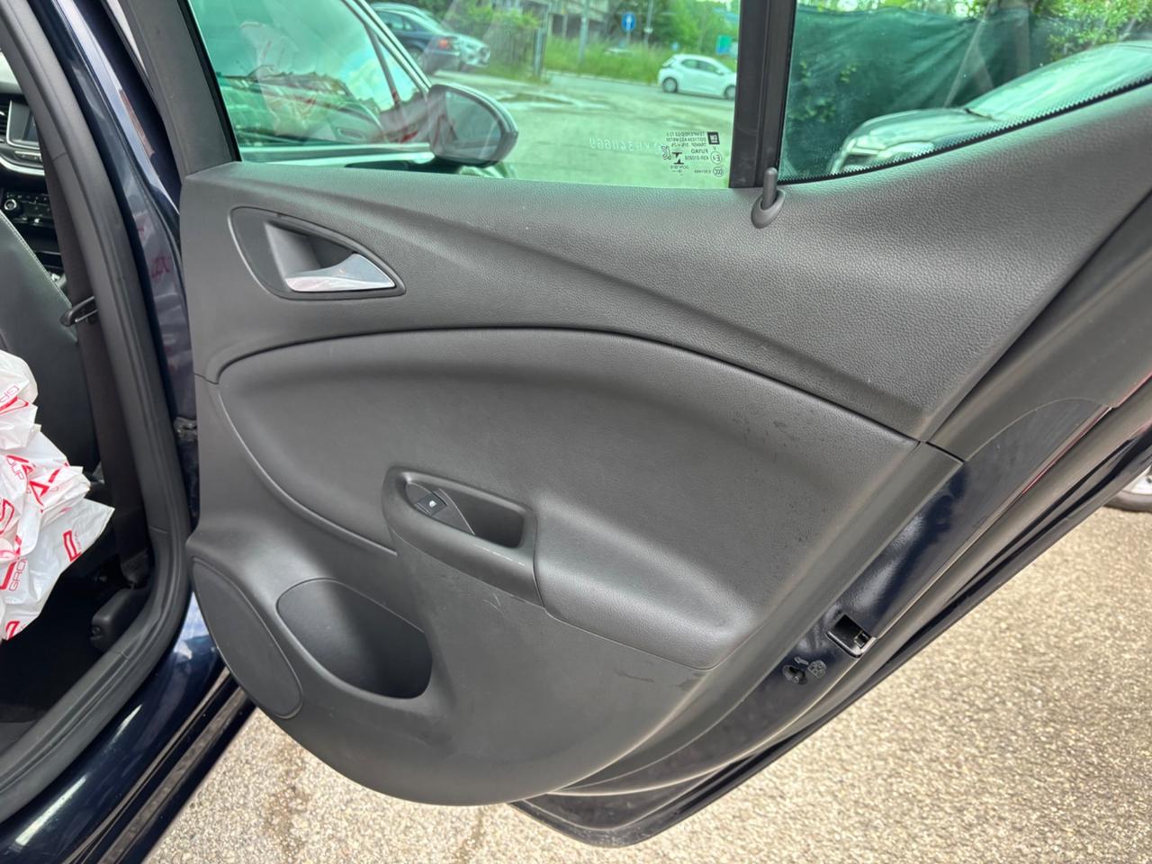 Opel Astra 1.6 CDTi 136CV 5 porte Innovation