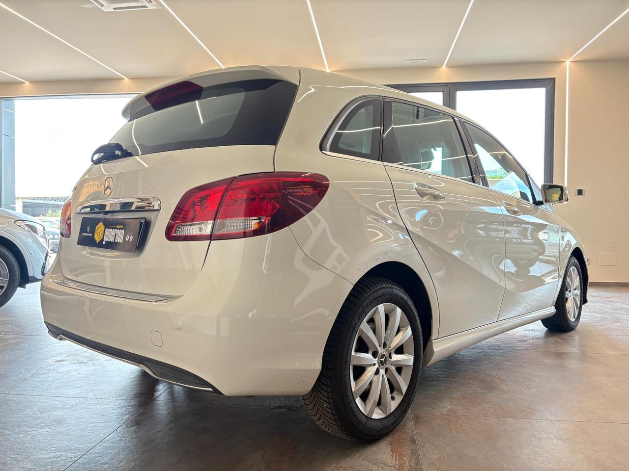 Mercedes-benz B 180 d Sport 109CV