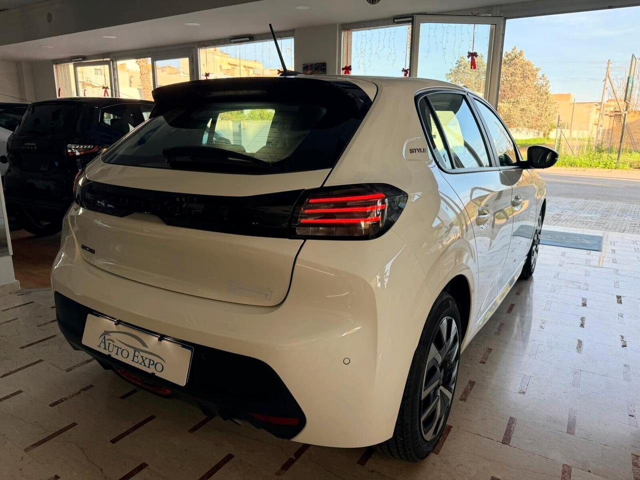 Peugeot 208 1.2 75CV Style