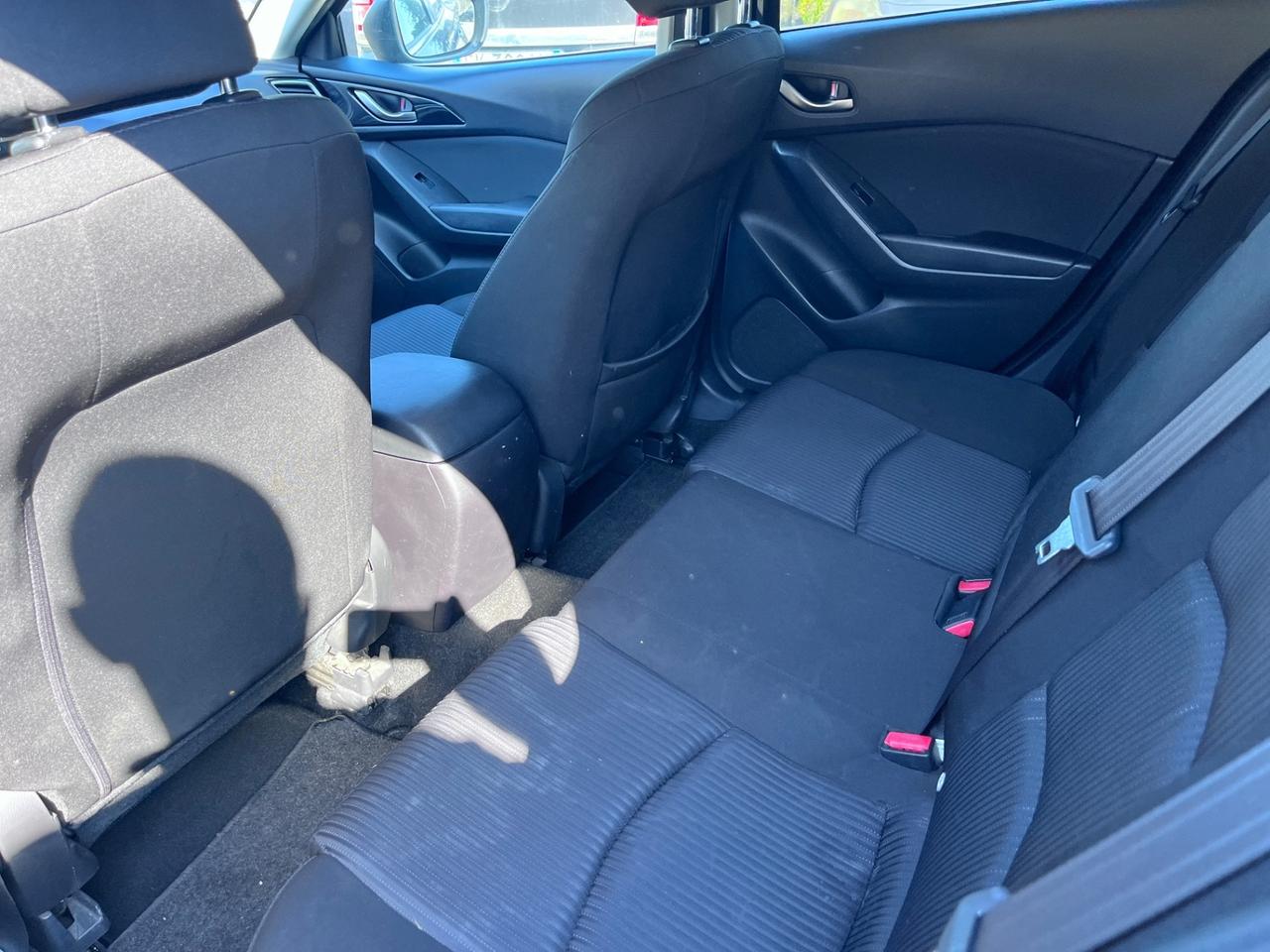 Mazda 3 Mazda3 1.5 Skyactiv-D Evolve