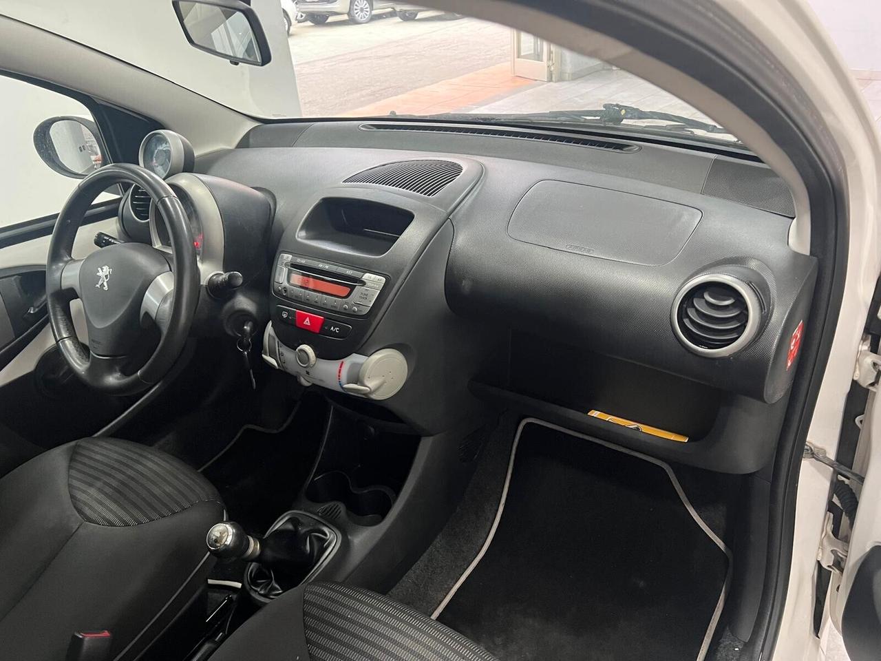 Peugeot 107 1.0 68CV 5p. Active