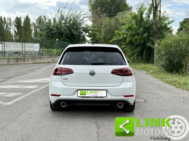 VOLKSWAGEN Golf GTI PERFORMANCE