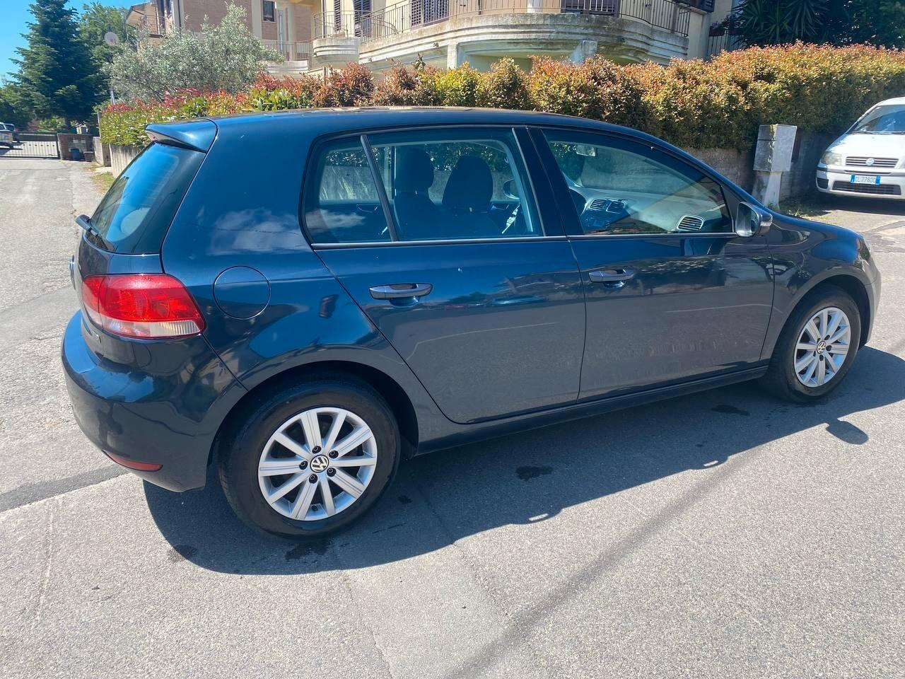 Volkswagen Golf 1.6 TDI DPF 5p. Highline