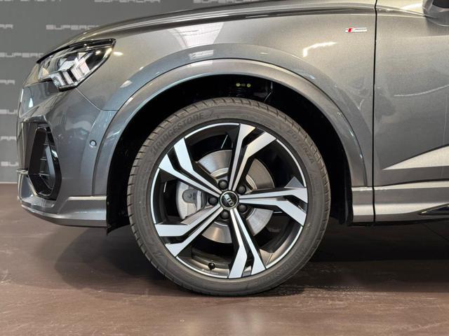 AUDI Q3 SPB 40 TDI quattro S tronic Identity Black