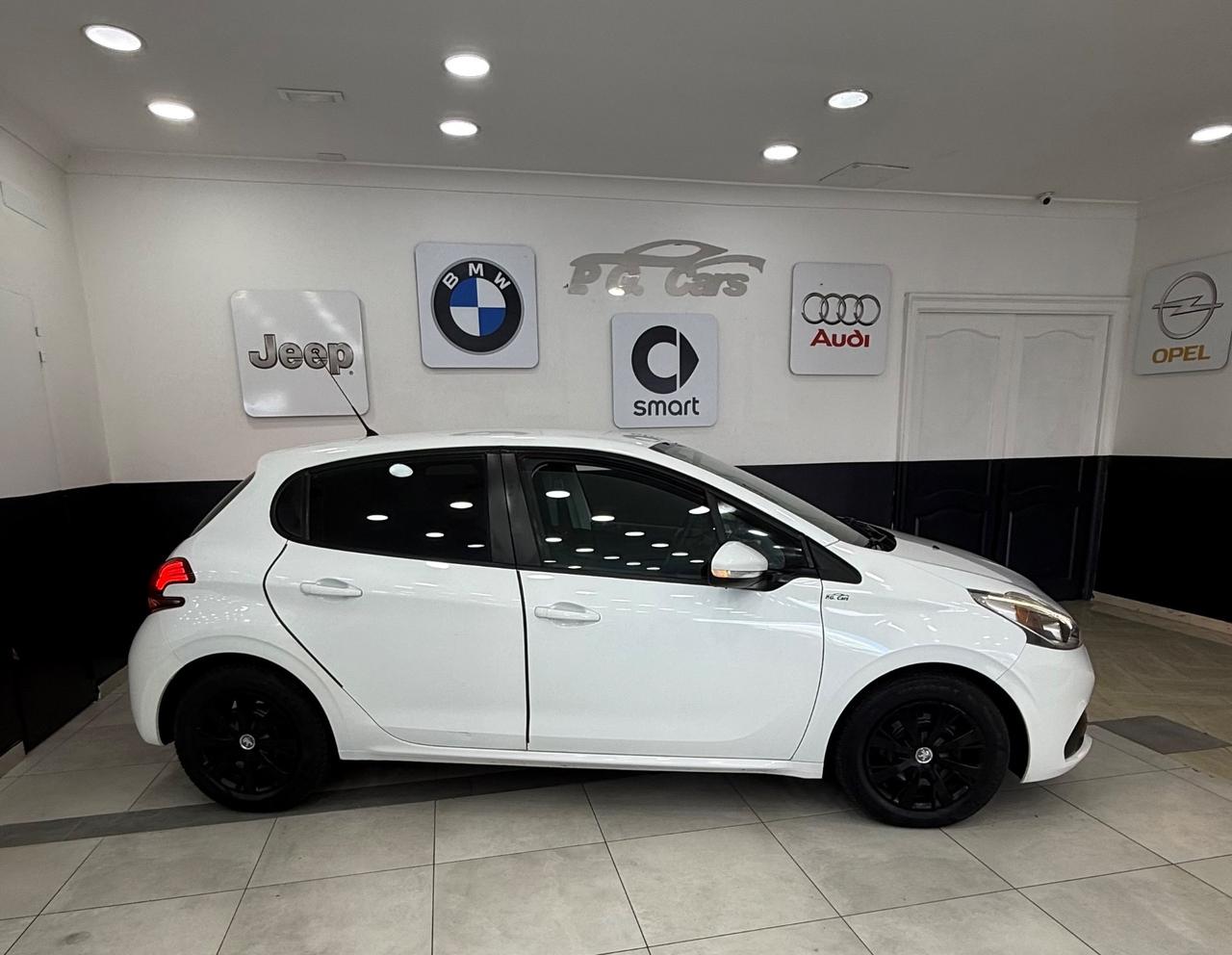 Peugeot 208 BlueHDi 75 5 porte Allure