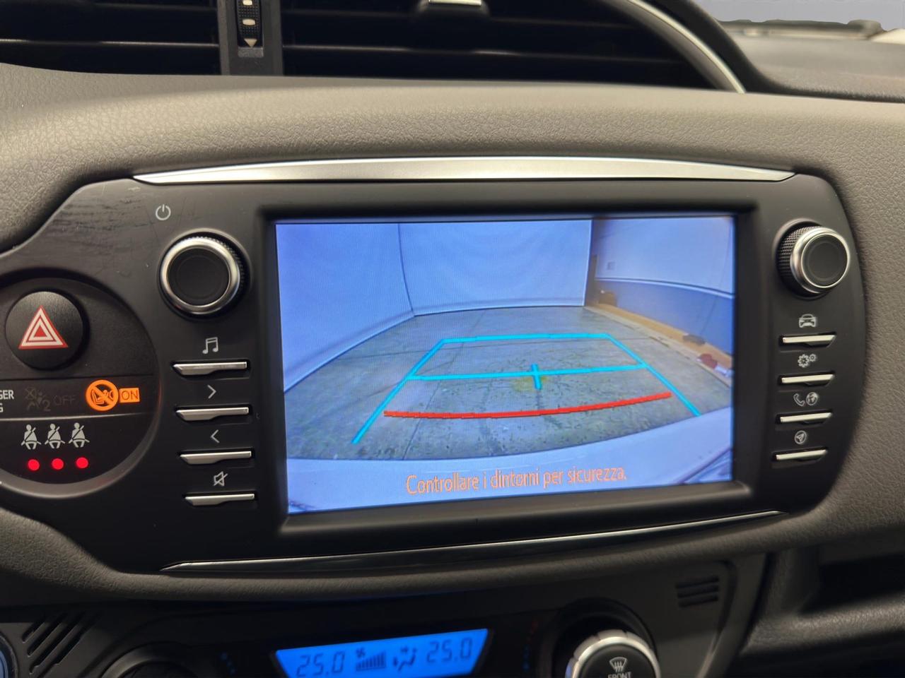 Toyota Yaris 5p 1.5h Business