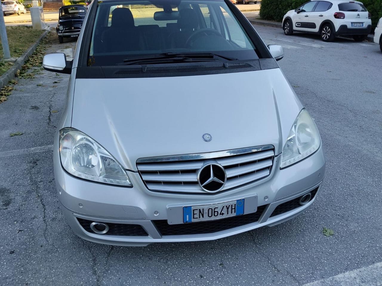 Mercedes-benz A 150 BlueEFFICIENCY Executive