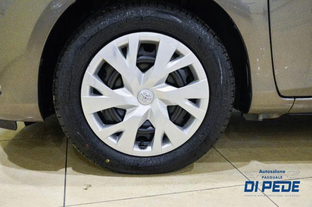 TOYOTA Yaris 1.5 Hybrid 5 porte Business