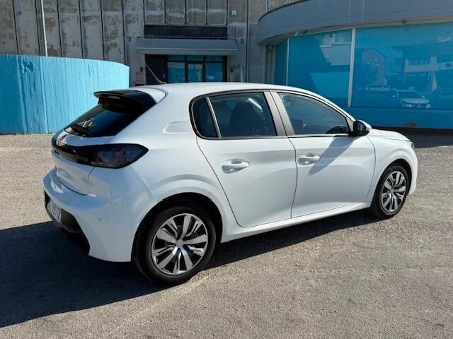 Peugeot 208 1.2 75 cv ok neopatentati