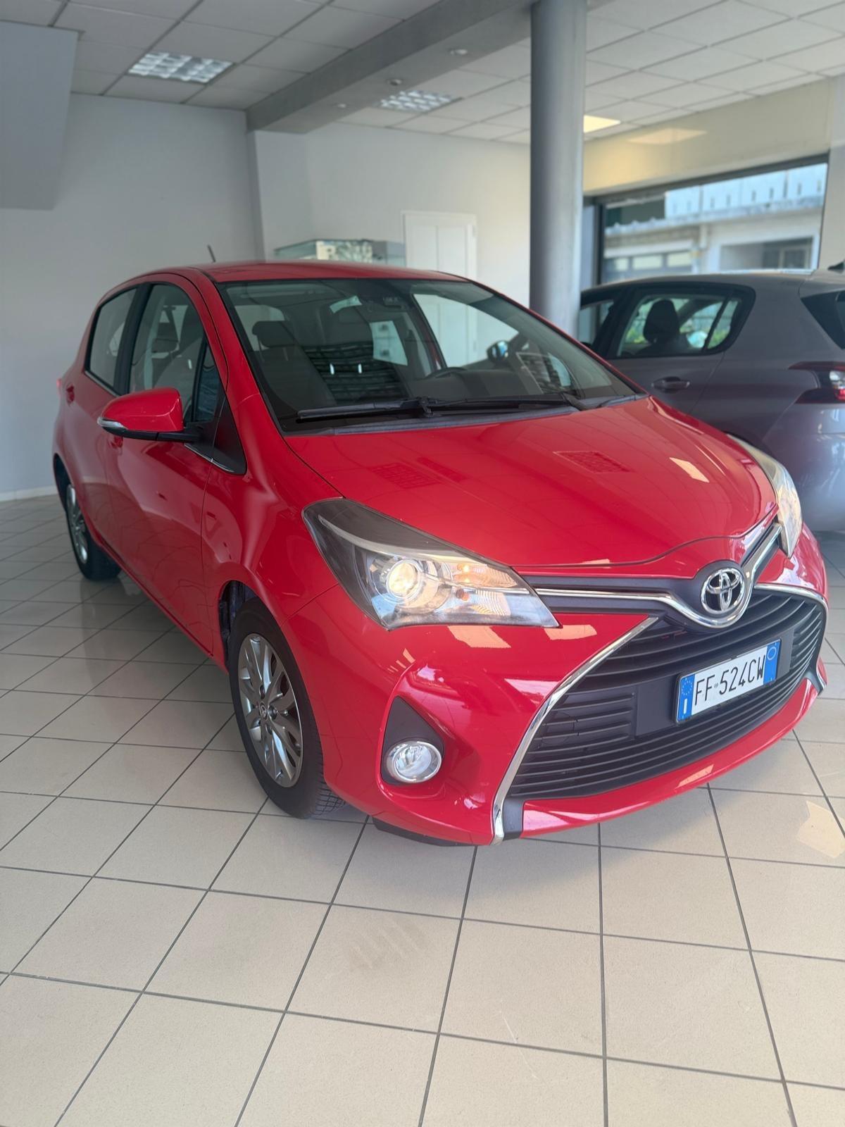 Toyota Yaris 1.0 5 porte Active