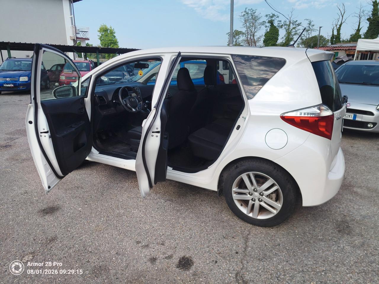 Toyota Verso-S 1.3 MT Style