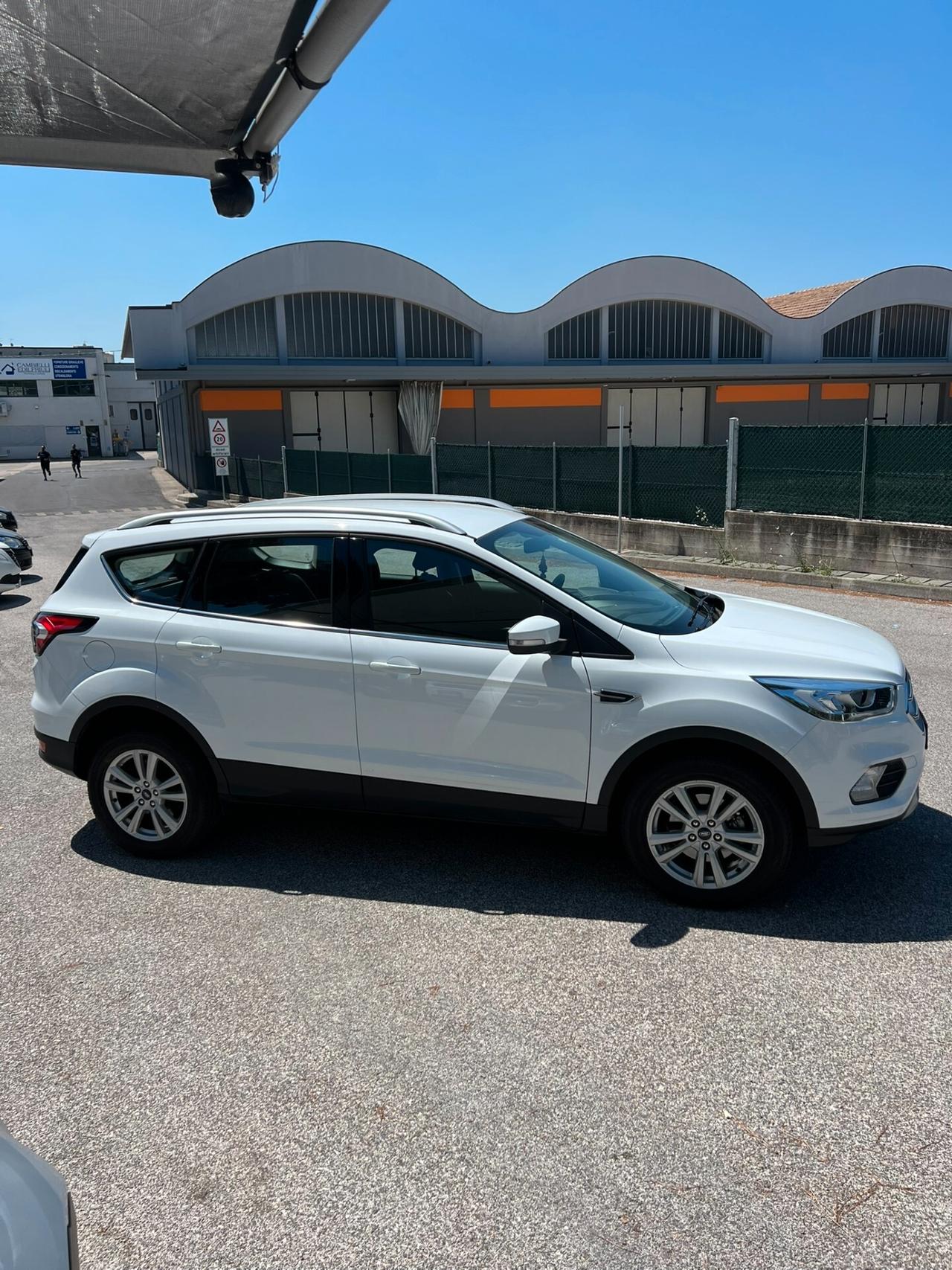 Ford Kuga 1.5 benzina - 19.200 KM!!!