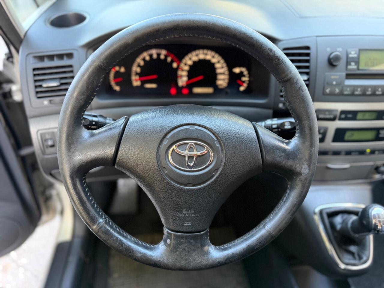 Toyota Corolla Verso 1.8 16V