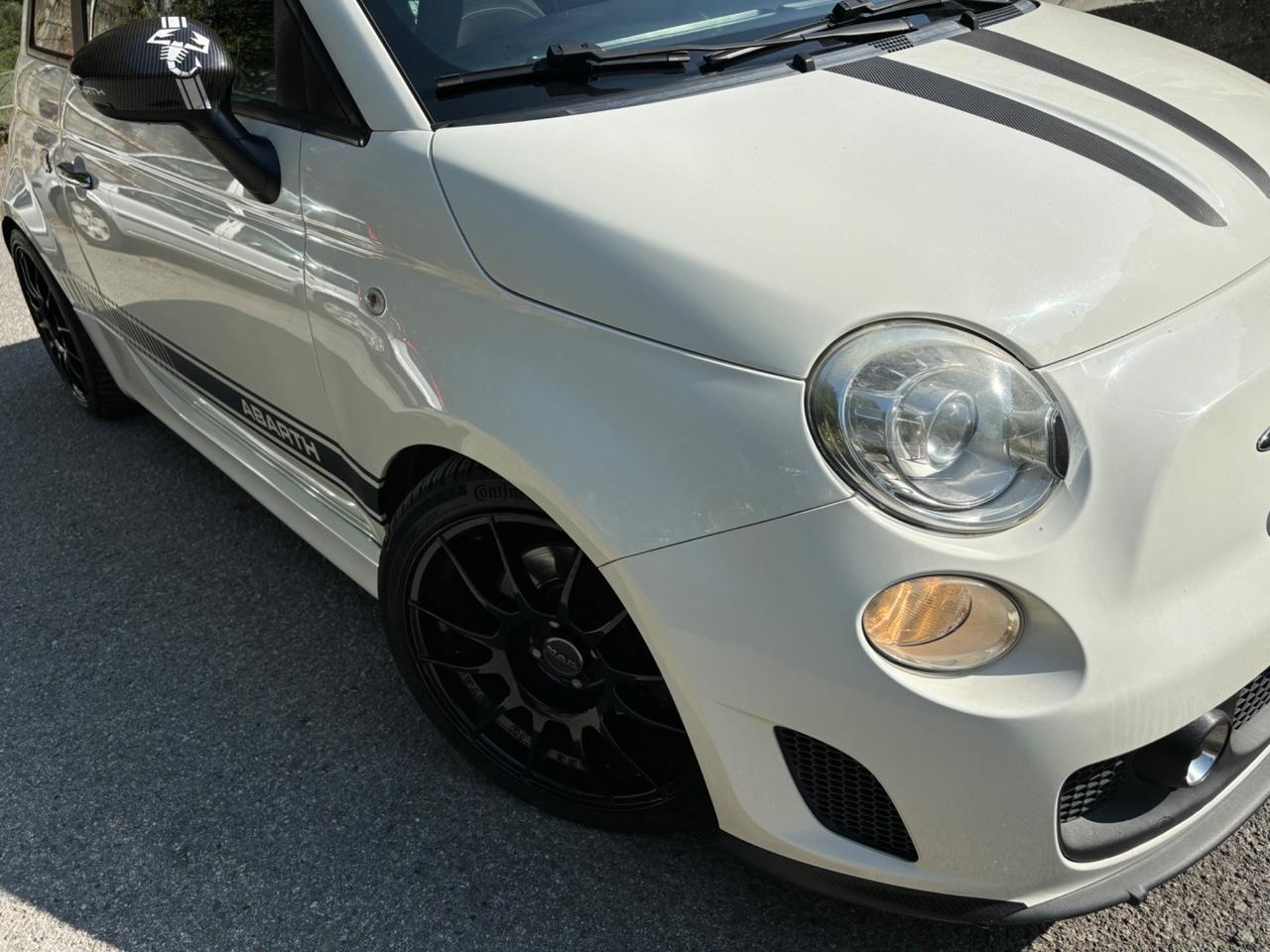 Abarth 500 C 1.4 Turbo T-Jet MTA