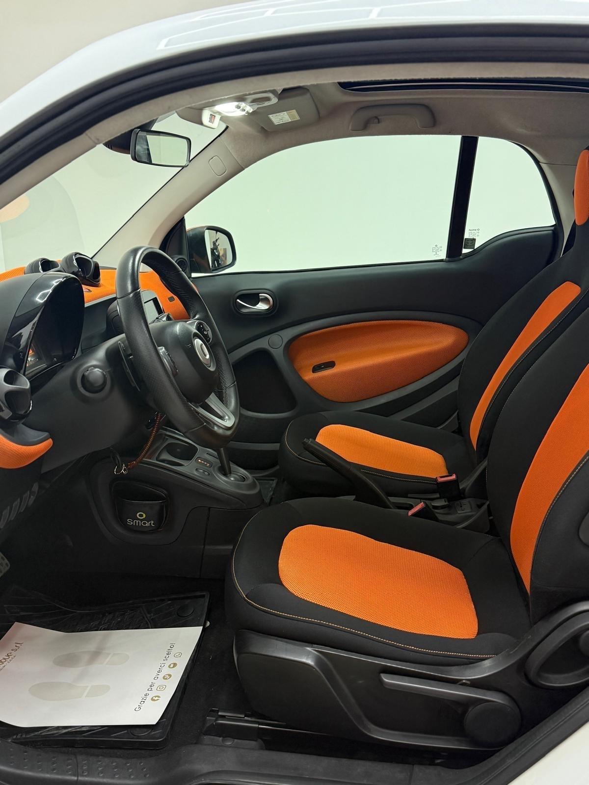 Smart ForTwo 0.9 Turbo twinamic Urbanrunner Brabus