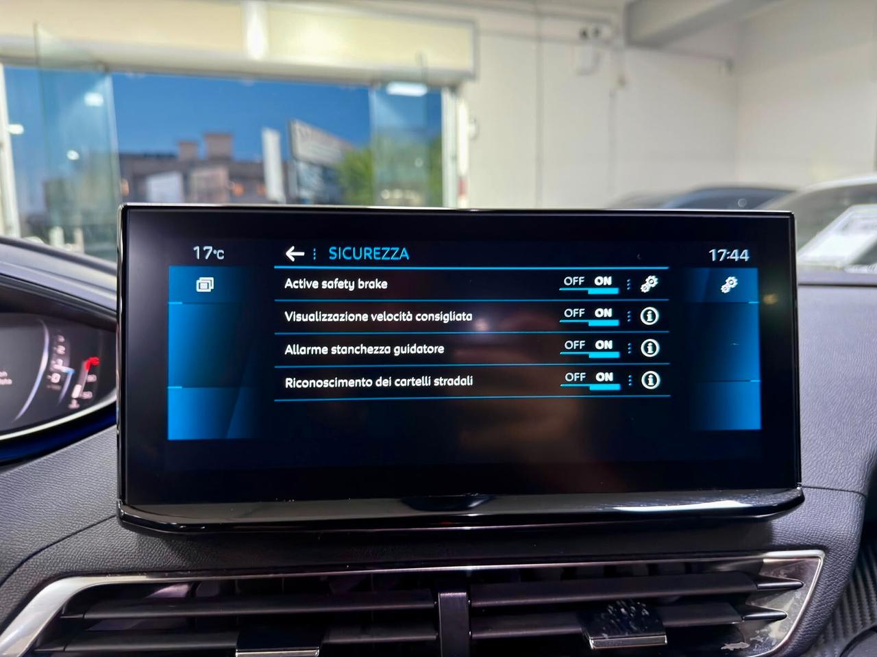 Peugeot 3008 1.5 BlueHDi 130cv EAT8 Allure Pack 2023