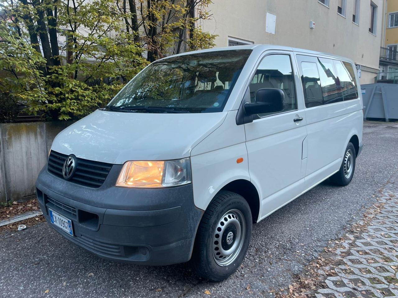 VW T5 TRANSPORTER SHUTTLE 2.5 TDI/174CV 9POSTI