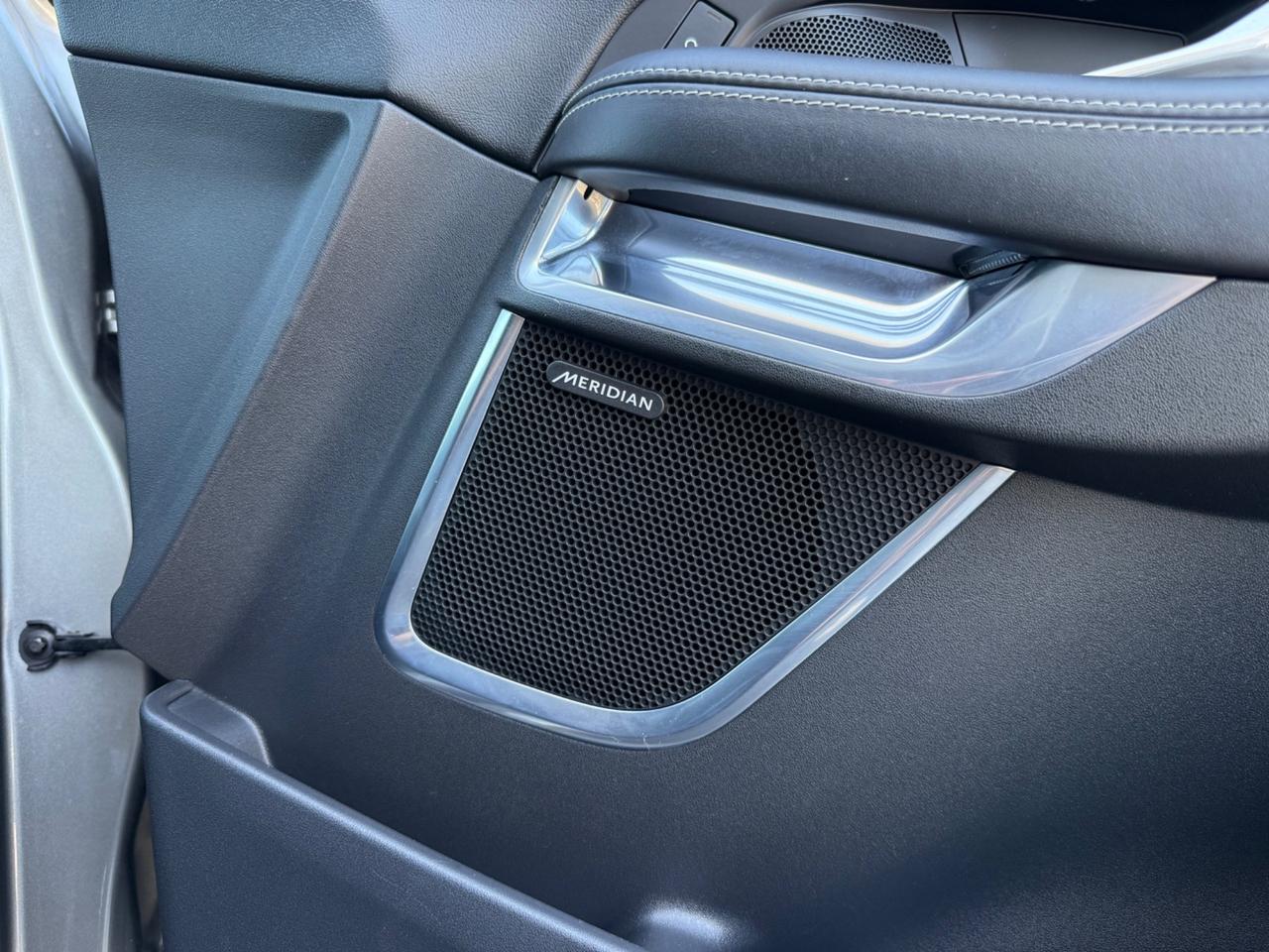 Jaguar E-Pace 2.0D 180 CV AWD aut. R-Dynamic