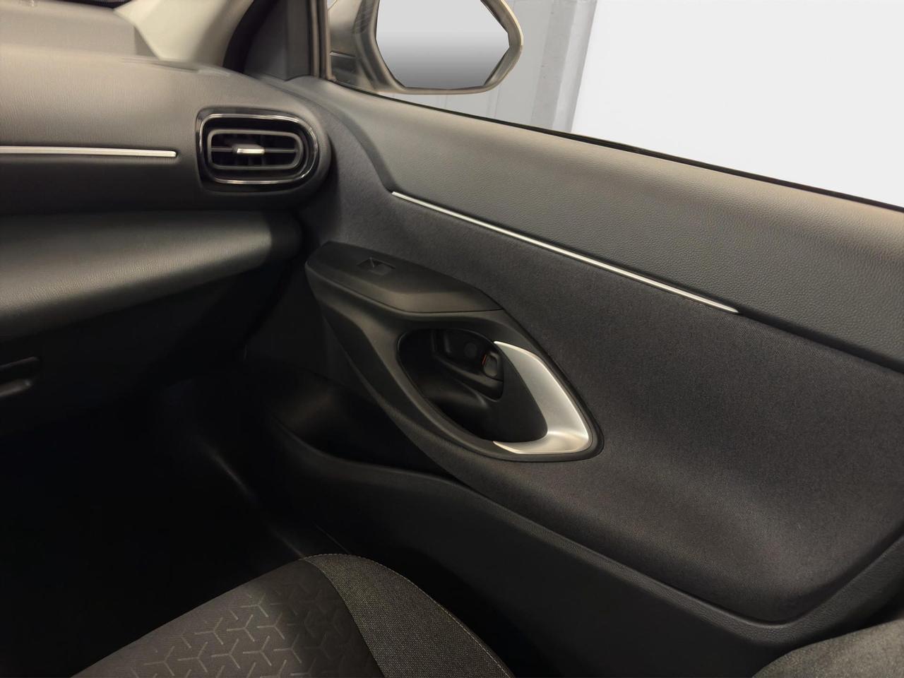 Toyota Yaris Cross 1.5h Active fwd 116cv e-cvt