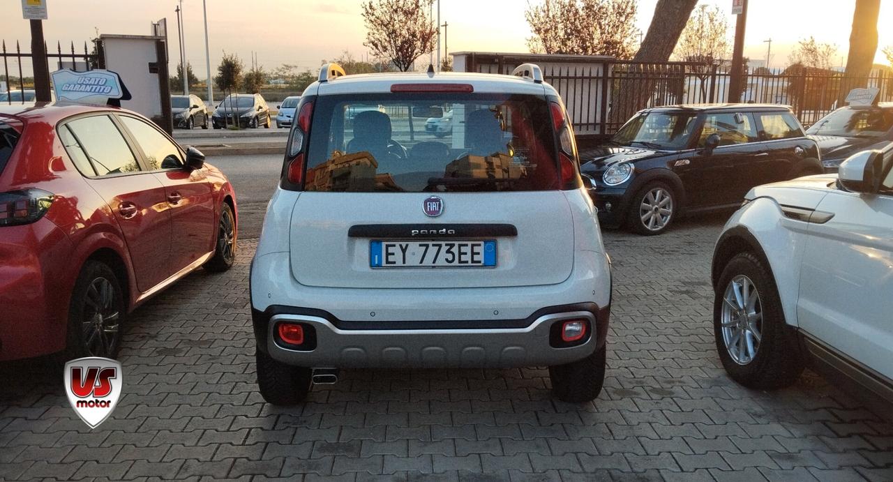 FIAT PANDA CROSS PREZZO BLACK WEEK