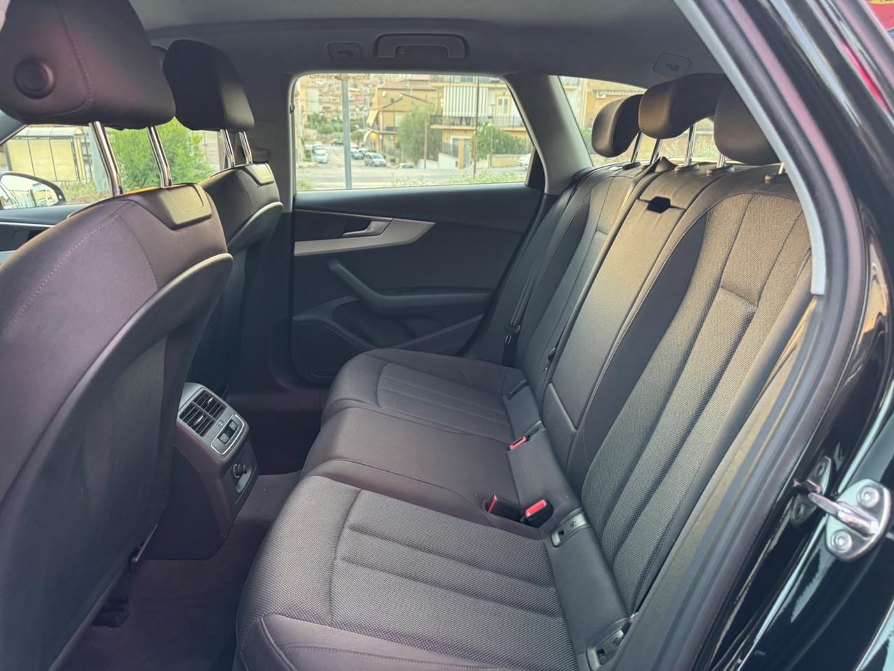 AUDI A4 AVANT 2.0 TDI 204 CV QUATTRO S-TRONIC FULL IVA
