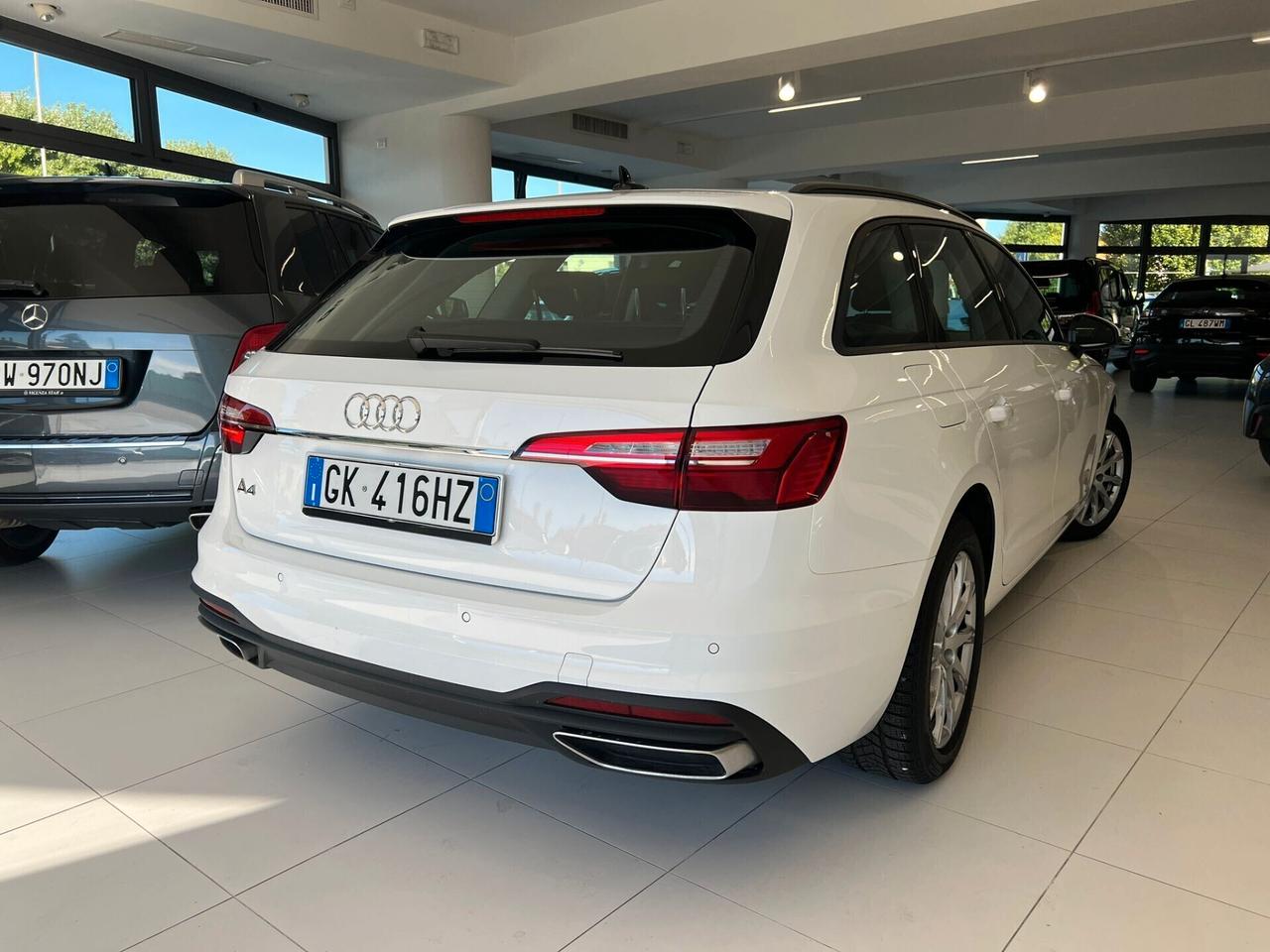 Audi A4 Avant 30 TDI/136 CV S tronic