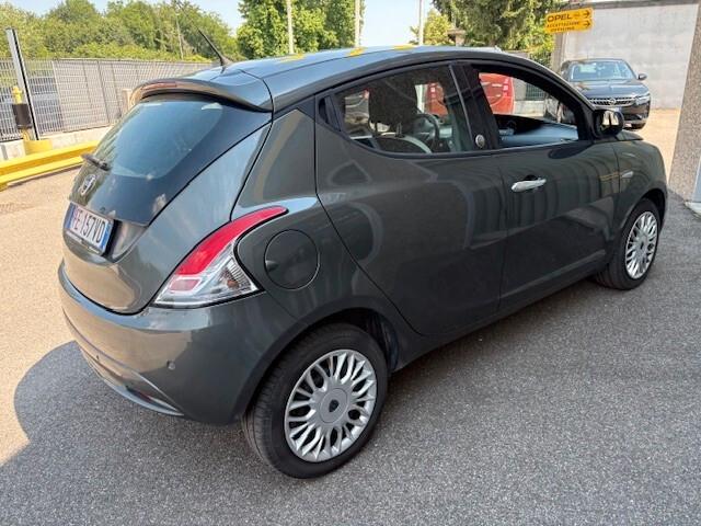 Lancia Ypsilon 1.2 69 CV 5 porte GPL Ecochic Gold