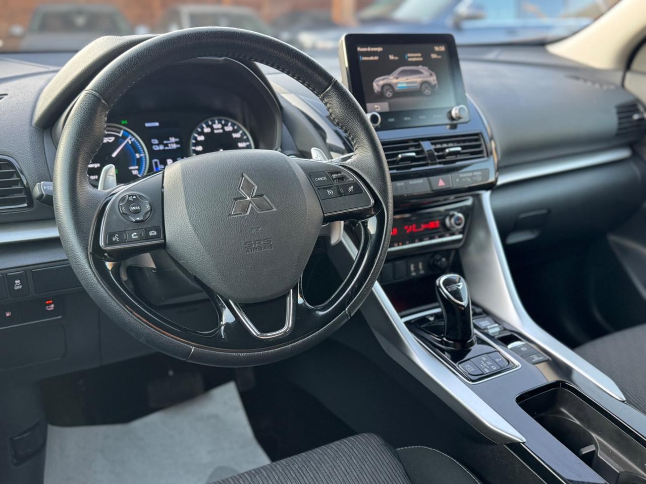 Mitsubishi Eclipse Cross 2.4 MIVEC 4WD PHEV Intense 39,999km