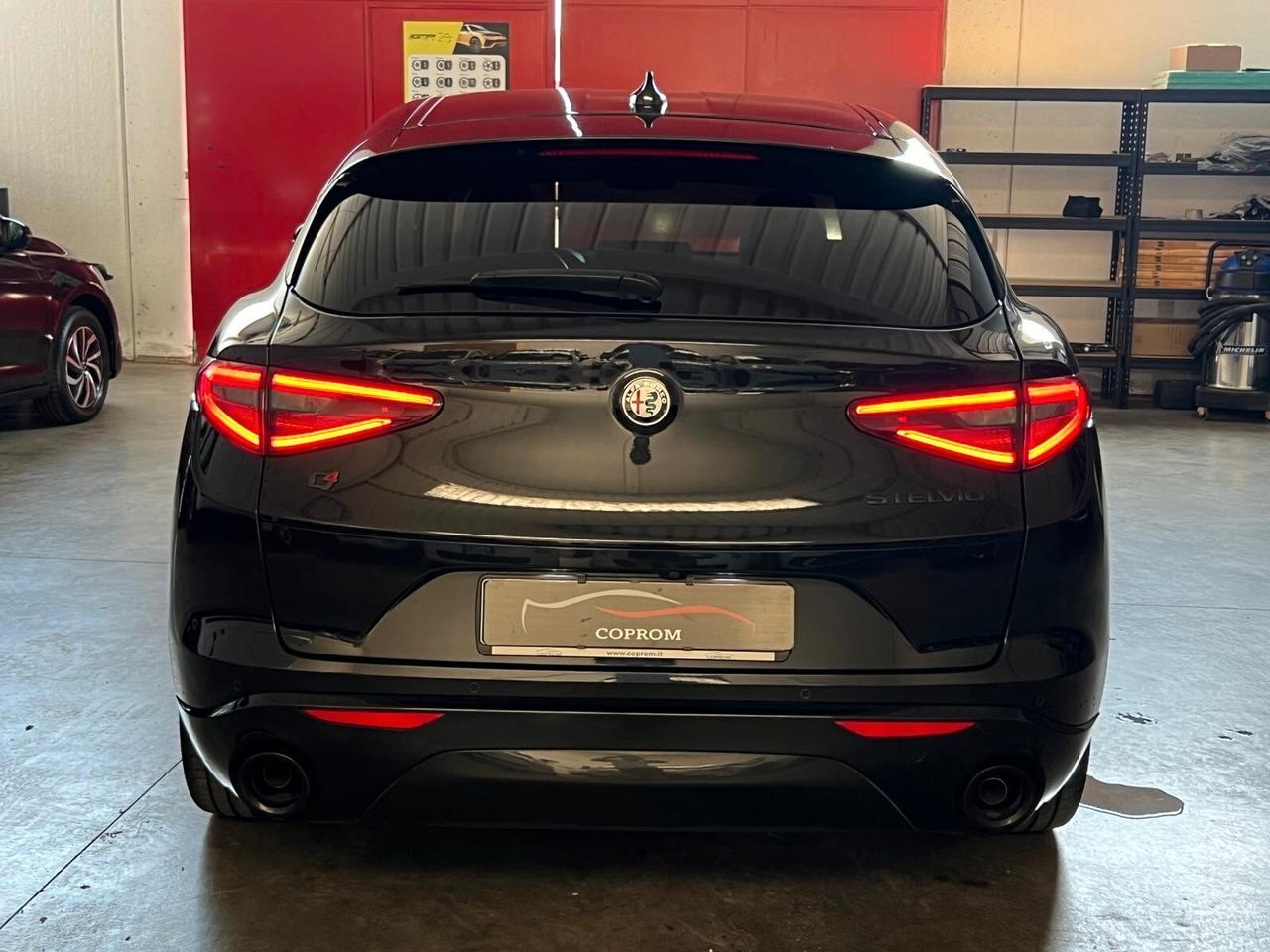 Alfa Romeo Stelvio 2.2 Diesel Veloce Q4 210 CV