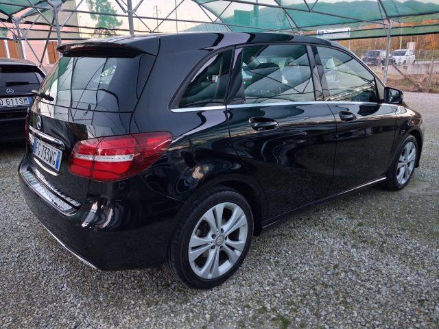 MERCEDES-BENZ B 180 d Sport Next