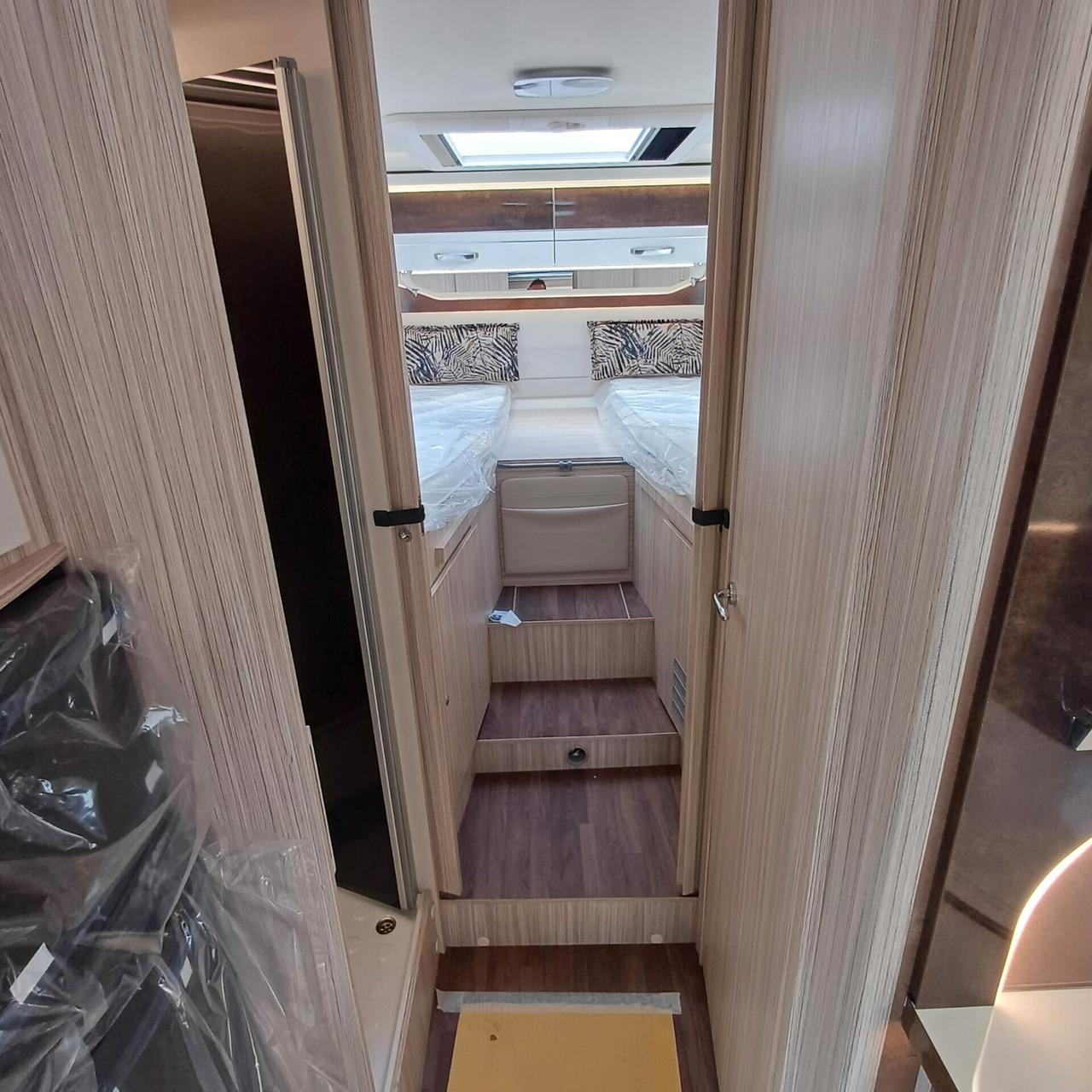 ELNAGH T- LOFT 532