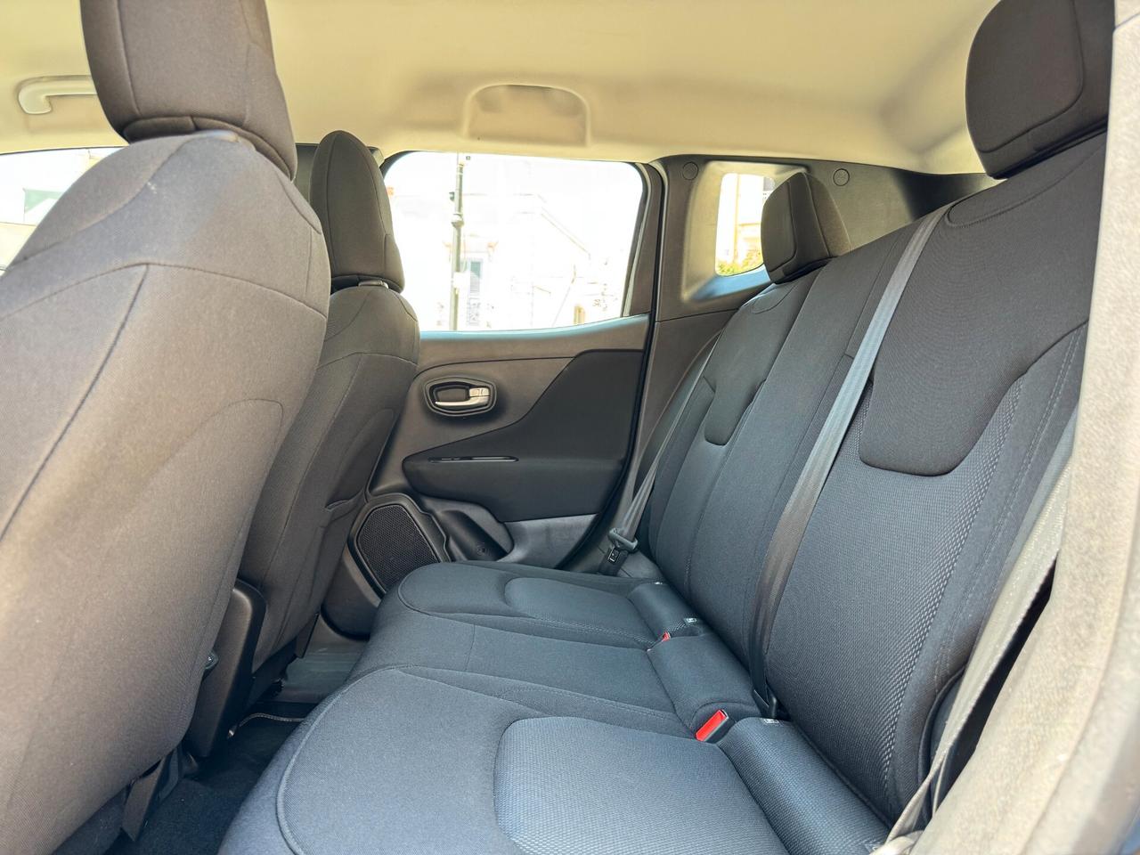 Jeep Renegade 1.6 Mjt 130 CV Longitude