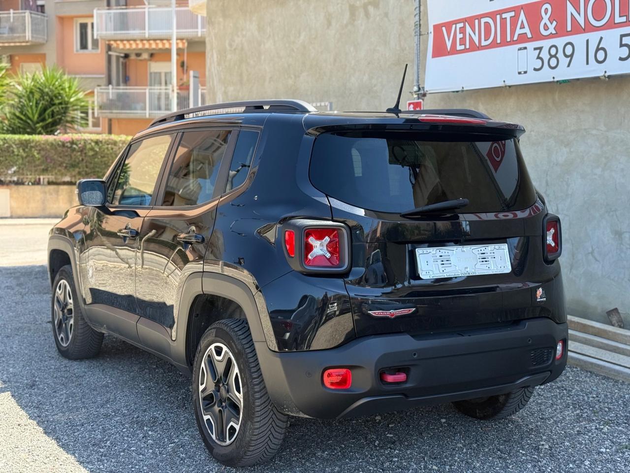 Jeep Renegade 2.0 Mjt 170CV 4WD Active Drive Low Trailhawk