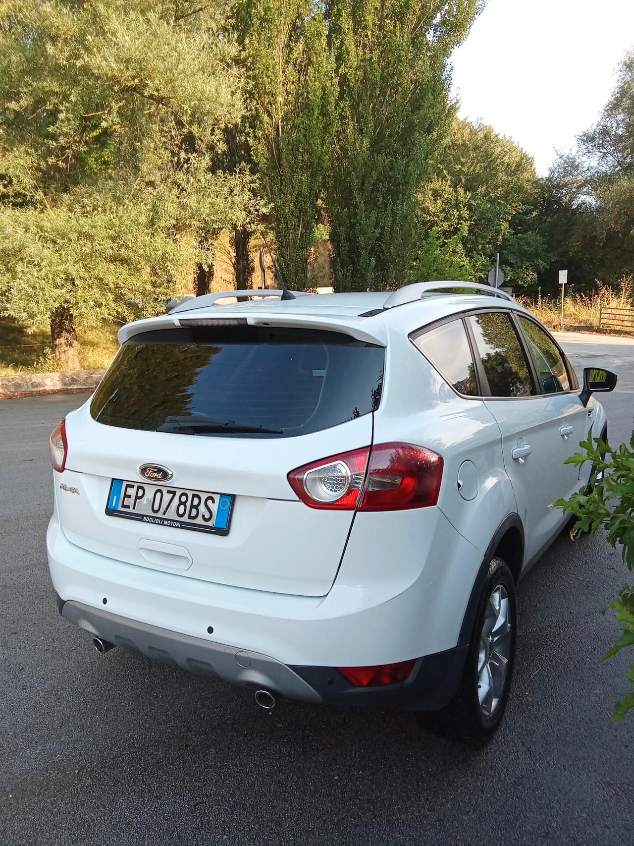 Ford Kuga 2.0 TDCi 140 CV 012