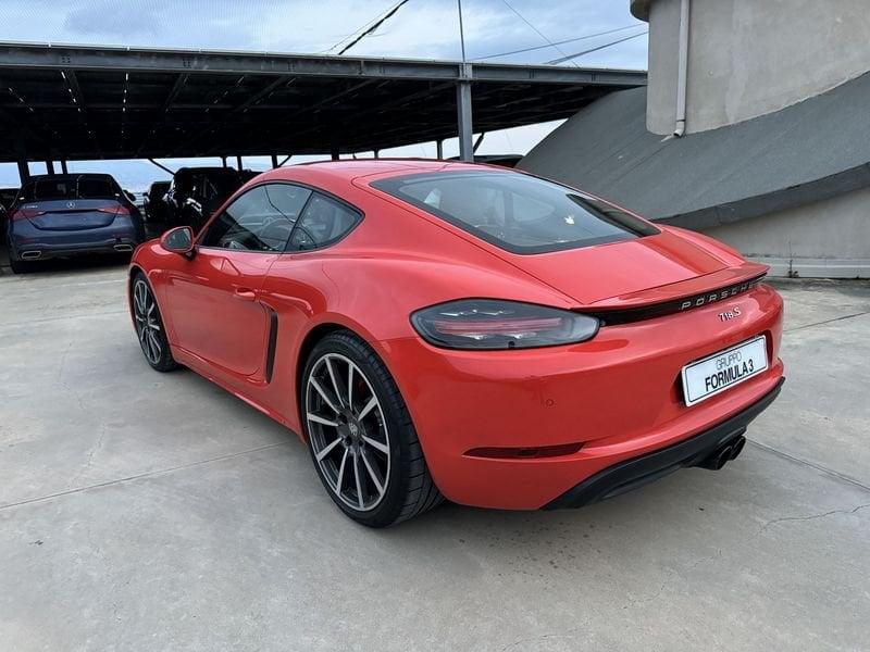 Porsche 718 Cayman 2.5 S