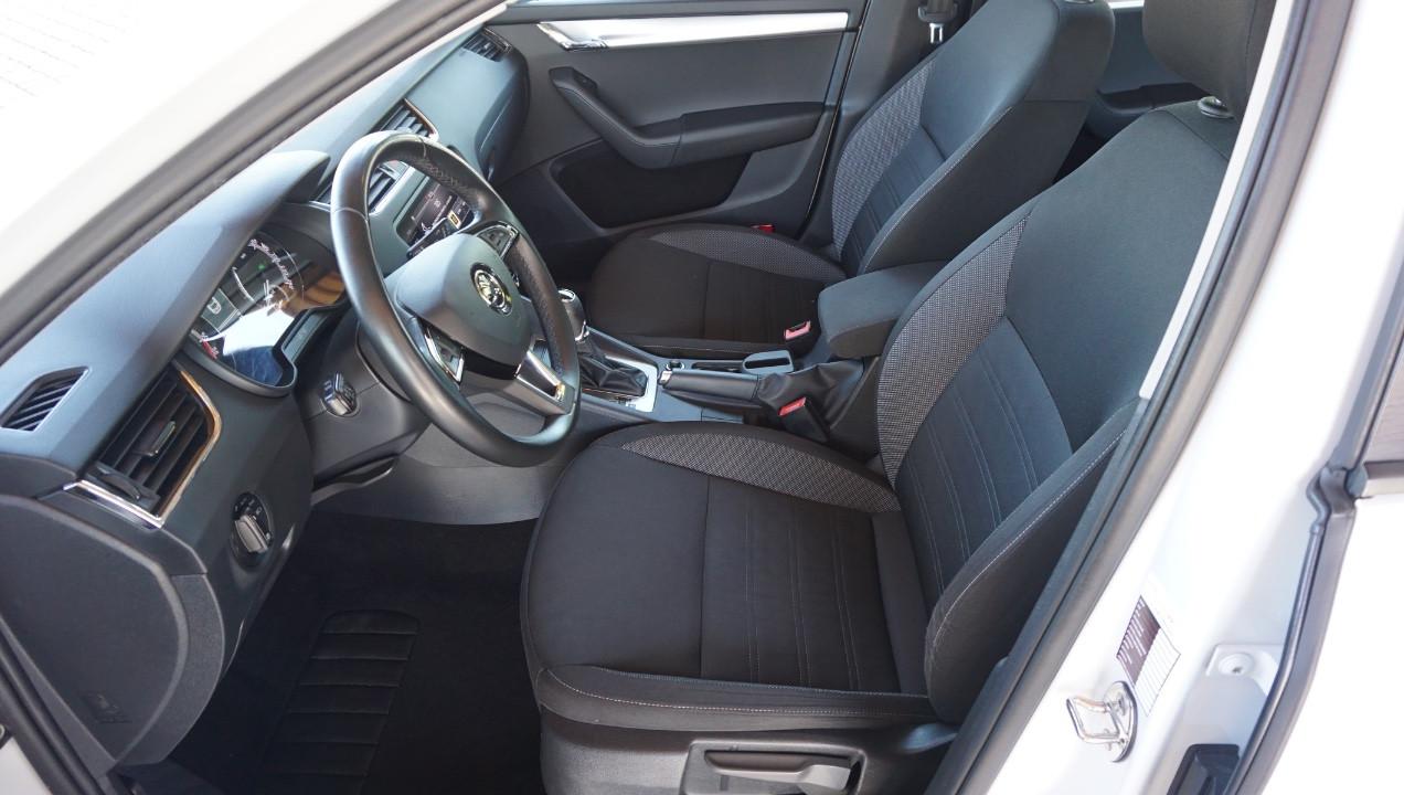 Skoda Octavia Wagon 1.6 tdi Style 115cv dsg