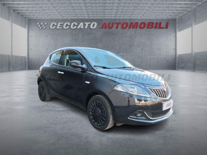 Lancia Ypsilon Ypsilon 1.0 firefly hybrid Silver s&s 70cv
