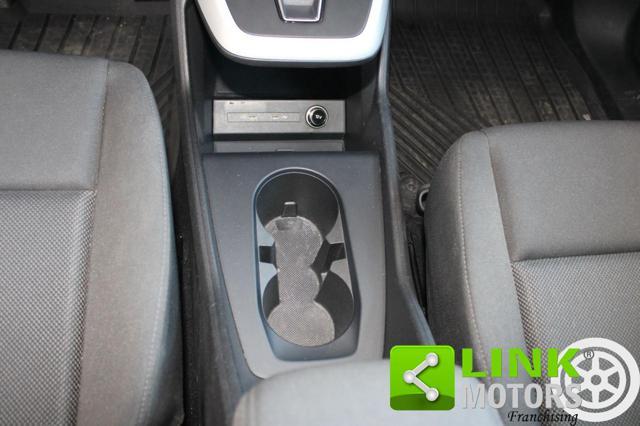 AUDI Q4 e-tron SPB 40 E TRON