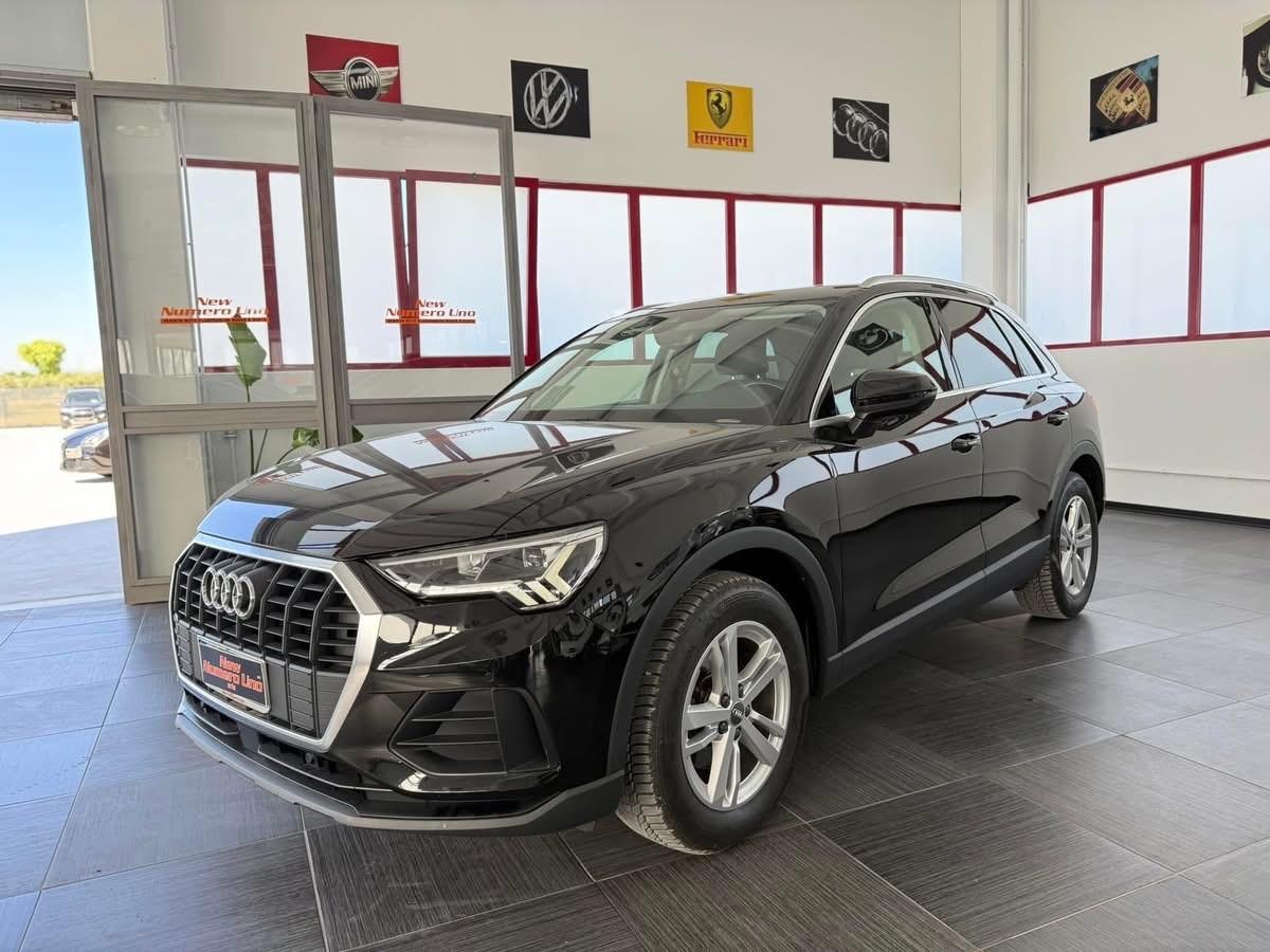 Audi Q3 S-tronic 35 TDI 2.0 Sport 150cv 2019