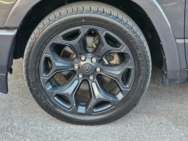 DODGE RAM 1500 5.7 V8 Crew Cab Limited Black Night Pack N1