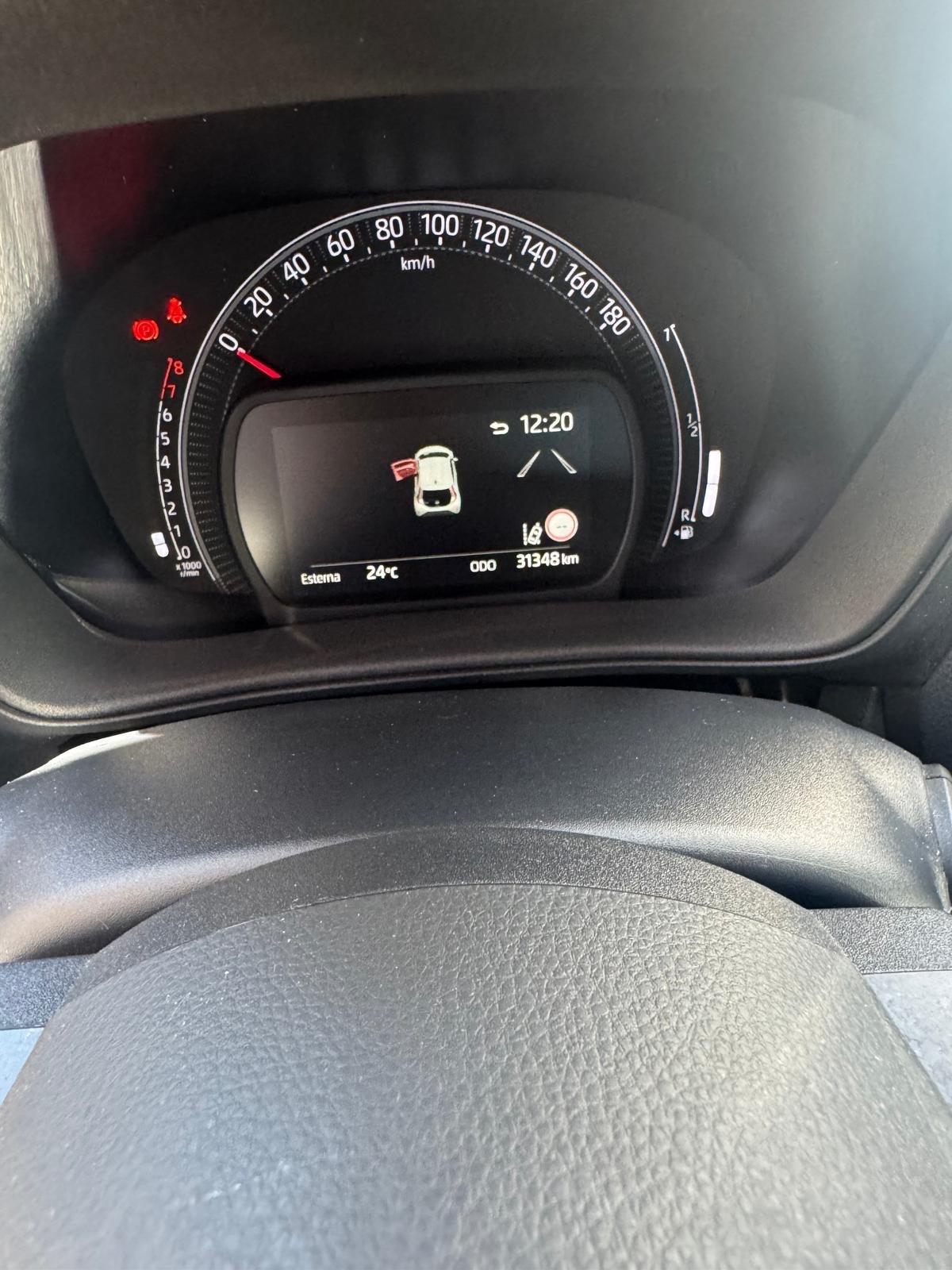 Toyota Aygo X 1.0 VVT-i 72 CV 5 porte Trend