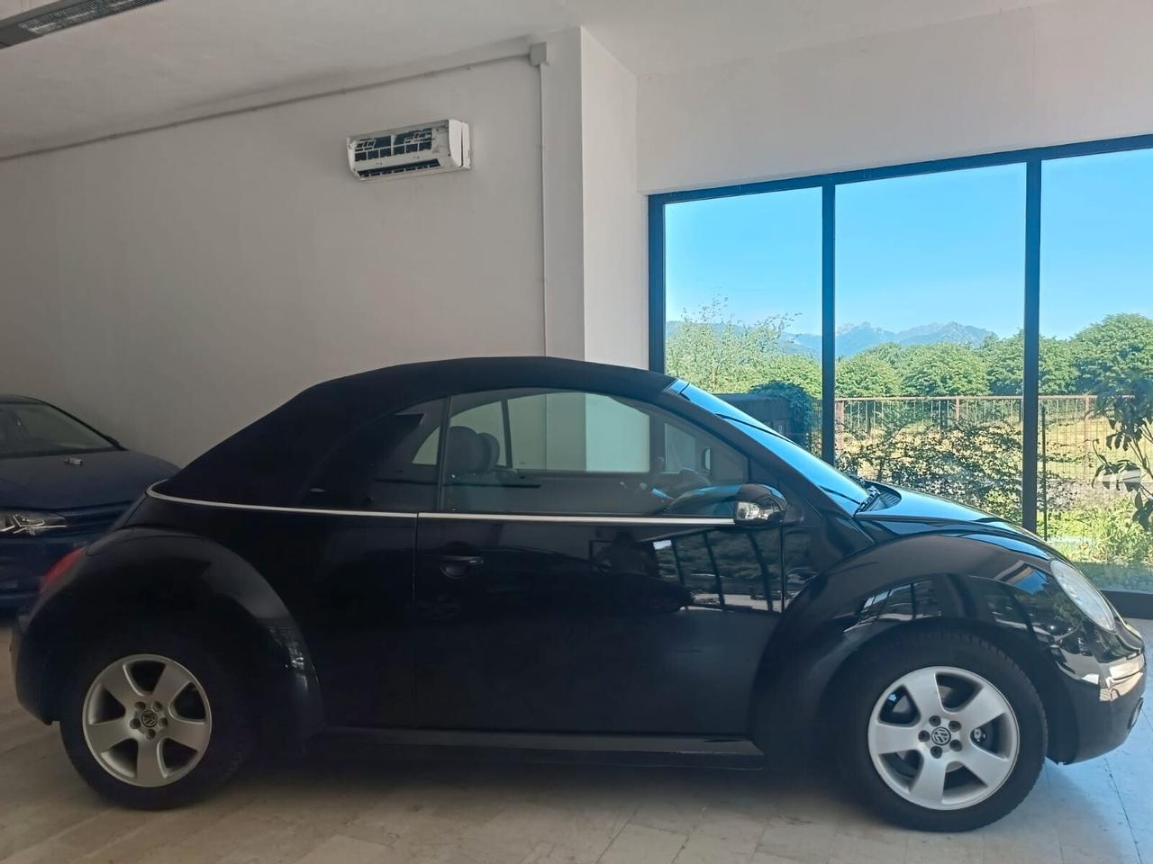 Volkswagen New Beetle 1.4 16V Cabrio OK NEOPATENTATI