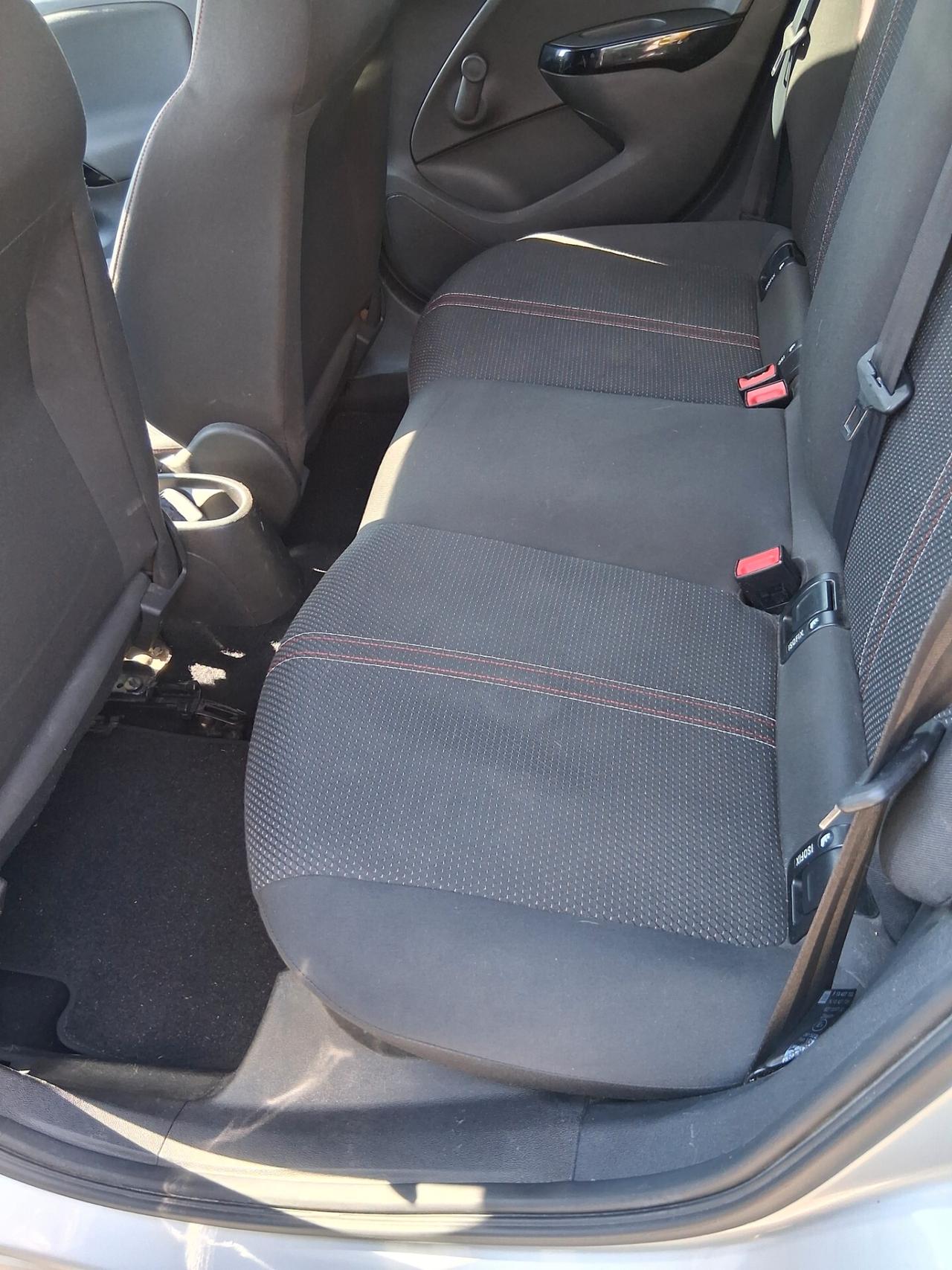 Opel Corsa 1.4 90CV GPL Tech 5 porte Black Edition