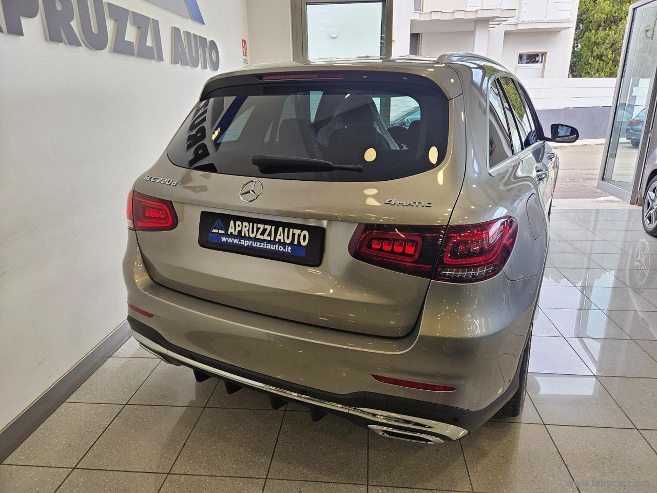 MERCEDES-BENZ GLC 220 d 4Matic Premium
